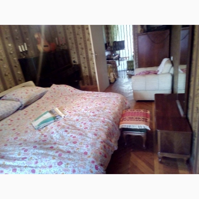 Фото 7. Сдам 3-комнатную квартиру в Киеве. Метро Левобережная. Посуточно