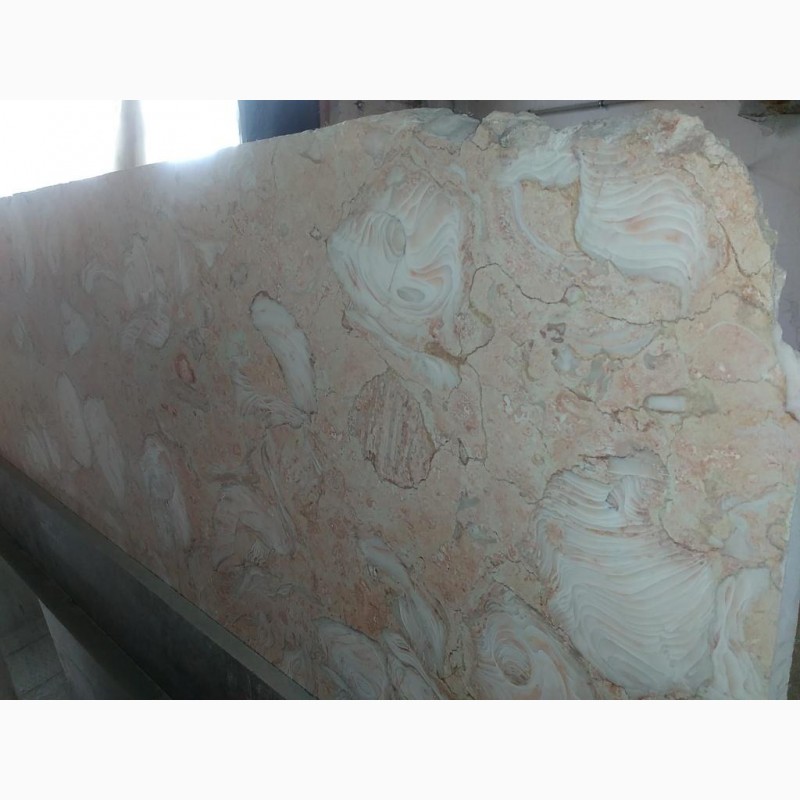 Фото 15. Плитка мраморная Рекомендуем облицовочную мраморную плитку с полированной поверхностью