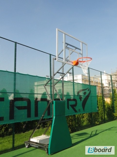 Фото 2. Баскетбольный щит размером 1800х1050 мм, оргстекло