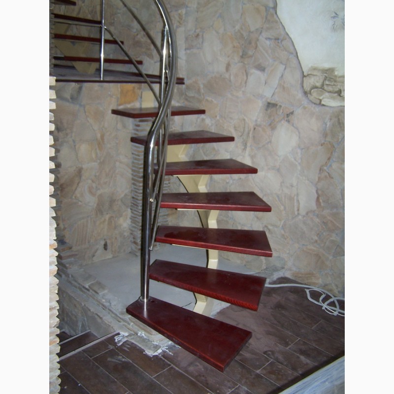 Фото 10. Полукруглые, радиусные, винтовые лестницы.Броневик Днепр