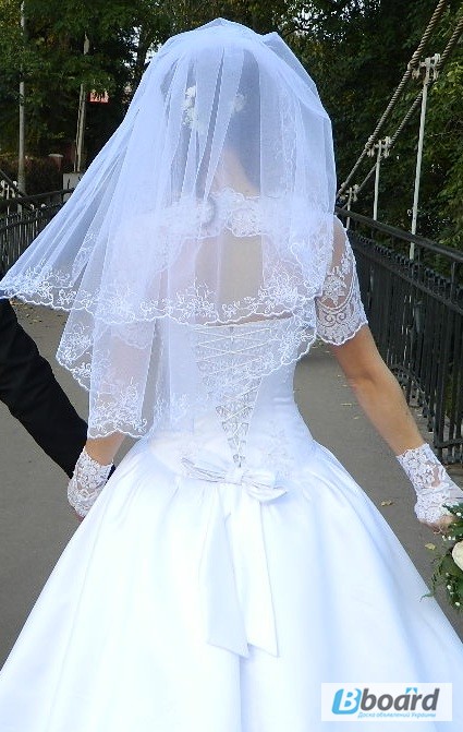 Фото 2. Продам свадебное платье в отличном состоянии