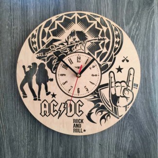 Часы ручной работы из дерева AC/DC