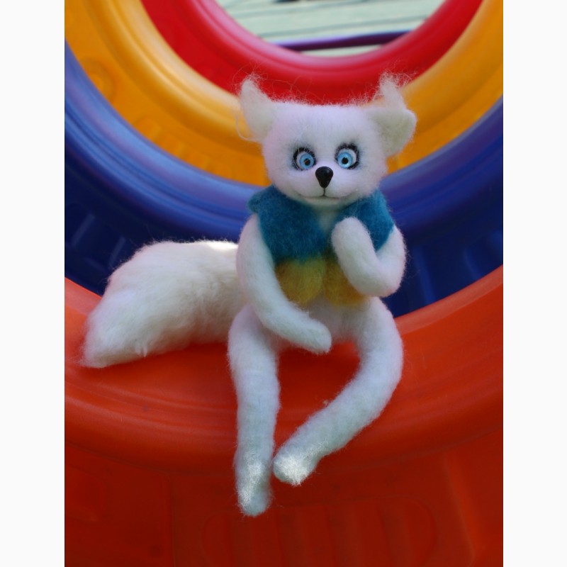 Фото 5. ЛИС ПЕРЕМОГИ белый игрушка хендмєйд валяная интерьерная из шерсти лиса подарок лисичка