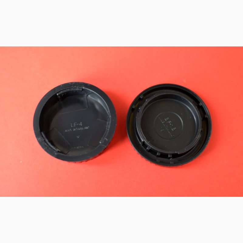 Фото 2. Комплект из двух крышек, задней объектива и тушки зеркальных камер Nikon
