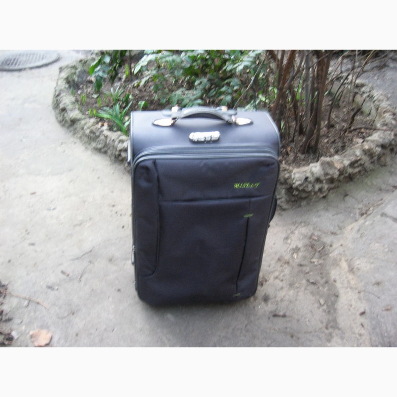 Фото 5. Продам чемодан фирмы MISELY цена 400 грн