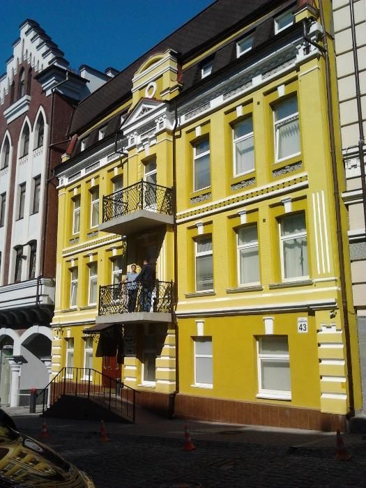 Фото 3. Офисное здание на Подоле общей площадью 1005 кв. м.Историческая живописная часть Киева