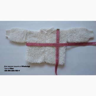 Белая детская вязанная пушистая кофточка для девочки