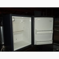 Барные холодильники (стеклянные, раздвижки, нержавеющие) б/у