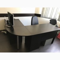 Продам мебель для офиса, большой угловой стол с тумбой