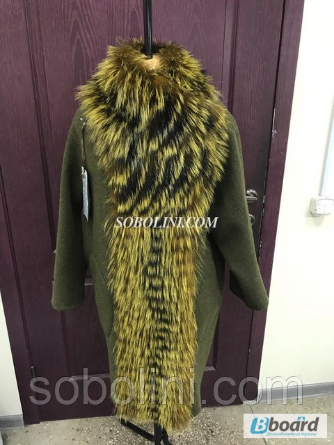 Пальто с натуральным мехом, материал альпака + мех чернобурки окрашенной в оливковый цвет
