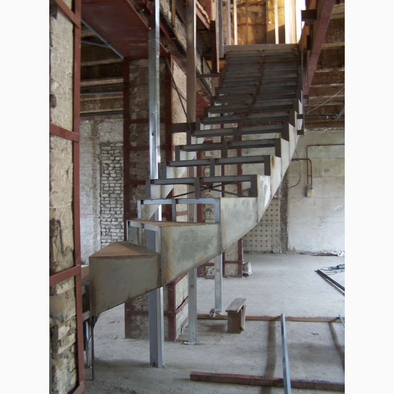 Фото 9. Металлические или Радиусные лестницы.Броневик Днепр