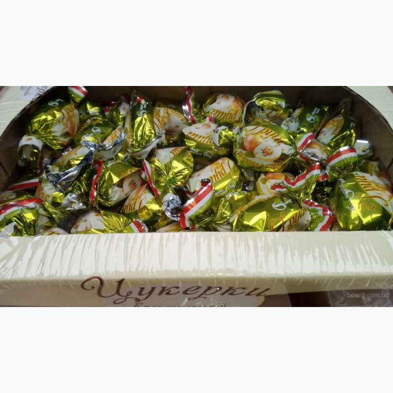 Фото 8. Шоколадные конфеты с натуральными фруктами. Сухофрукты в шоколаде