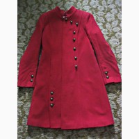 Продам пальто женское р.46 красное