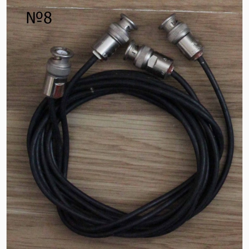 Фото 2. Разные фирменные кабельные перемычки с разъёмами BNC, SMA и др