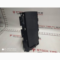 Бардачок (перчаточный ящик) LTHR BLK Tesla model X S REST 1003327-01-P 1003