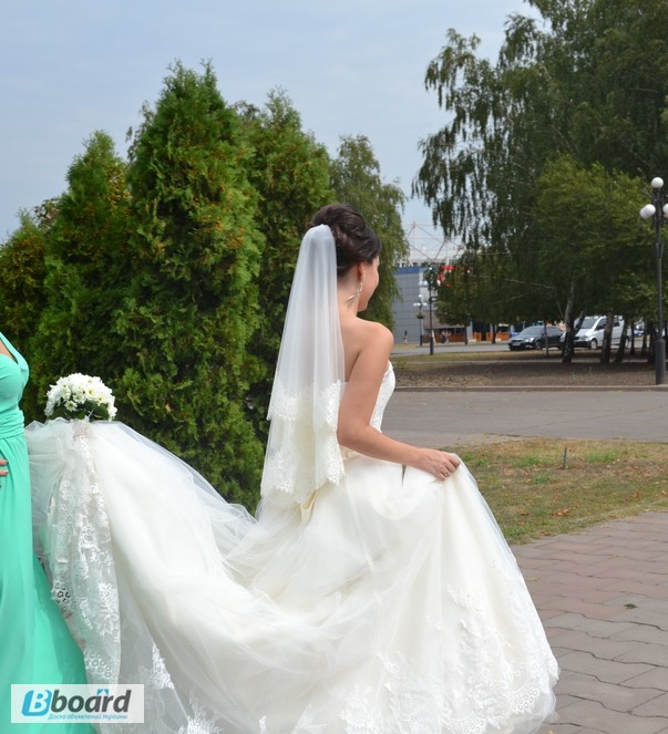 Фото 5. Продам потрясающее свадебное платье