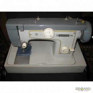 Продам швейную машинку Подольск 132