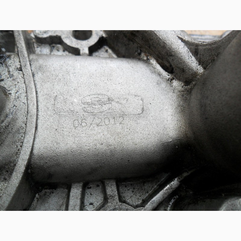 Фото 11. Помпа системы охлаждения Мазда 323 BA 1.5 бензин, двигатель Z5