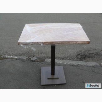 Б/у столы для кафе в идеальном состоянии на одной ноге