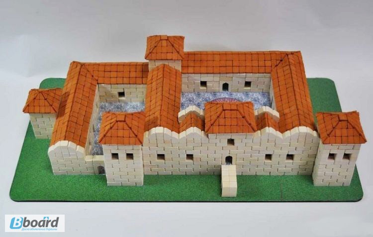 Свиржский замок конструктор из керамических кирпичиков