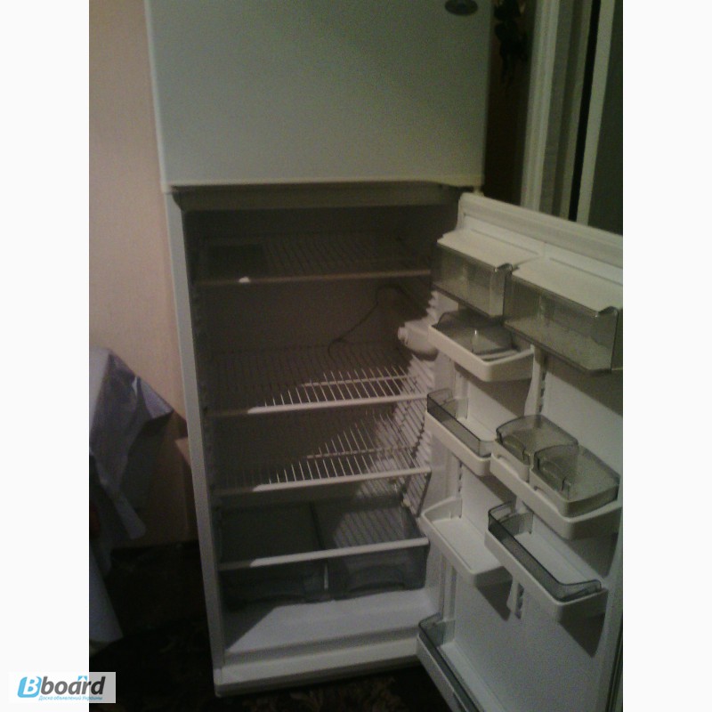 Фото 2. Продам б/у холодильник