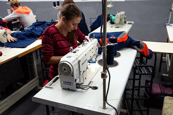 Фото 4. Пошив корпоративной и форменной одежды. Швейная фабрика Анелес