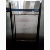 Шкаф холодильно-морозильный б/у на две камеры