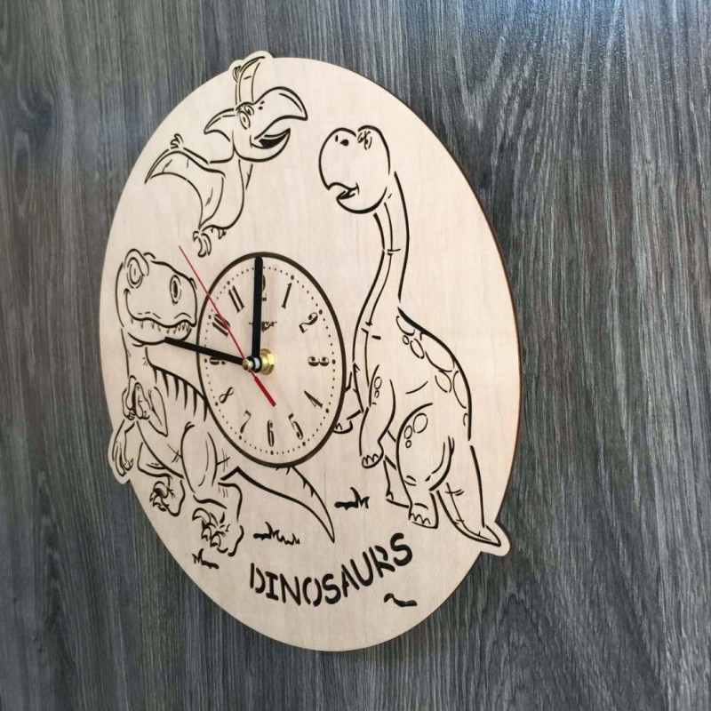 Фото 2. Детские дизайнерские часы из дерева «Динозавры»
