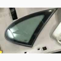 Бу стекло в кузов заднее правое глухое Renault Scénic 1, 8200137028, 7700828372, 770043388