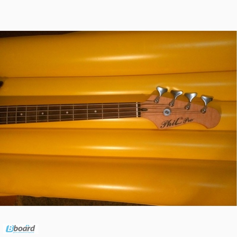 Фото 2. Продам бас-гитару Phil Pro MB11 +чехол Rockbag +Тюнер +Запасные струны