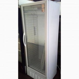 Шкаф холодильный б/у стекляная дверь