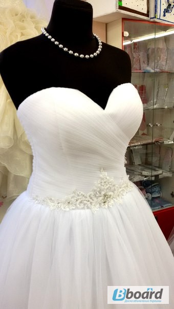 Фото 3. Свадебное платье