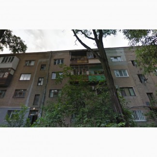 Ленина (87659) Продаётся трёхкомнатная квартира в районе Малого рынка