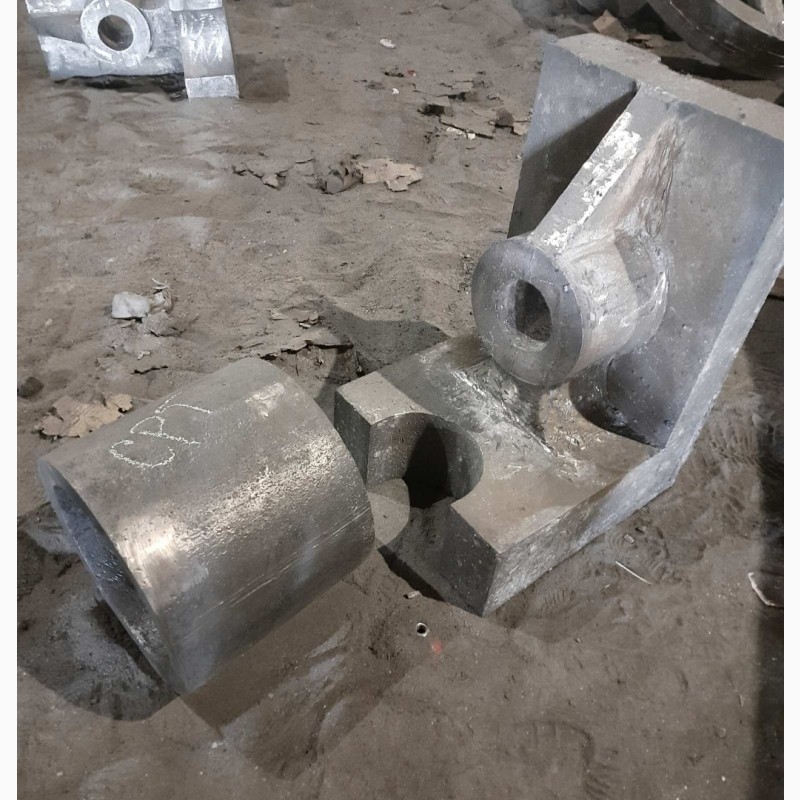 Фото 3. Виробництво сталевих, чавунних виливків від 300 до 6500 кг