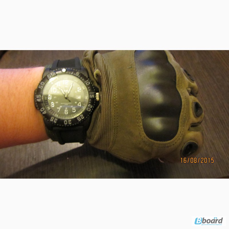 Фото 2. Тактические наручные часы Skmei 1078 с вращающимся базелем