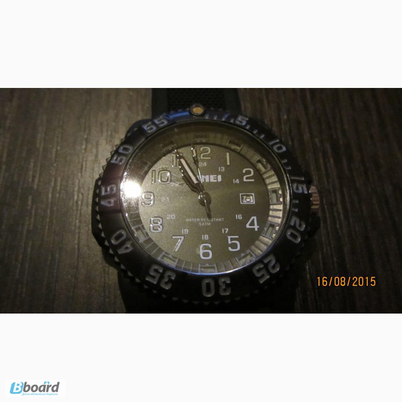 Фото 6. Тактические наручные часы Skmei 1078 с вращающимся базелем