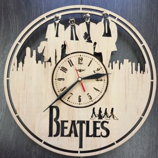 Часы ручной работы из дерева «The Beatles»