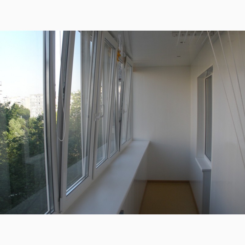 Фото 3. Пластиковое окно на лоджию балкон из профиля Рехау Rehau