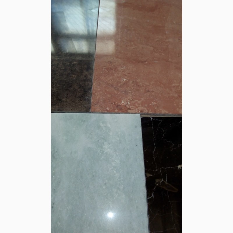 Фото 8. Десять миллиметров толщина мраморной плитки на метро Петровка