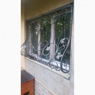 Решетки на окна (кованные решетки). Цена от 1000 грн