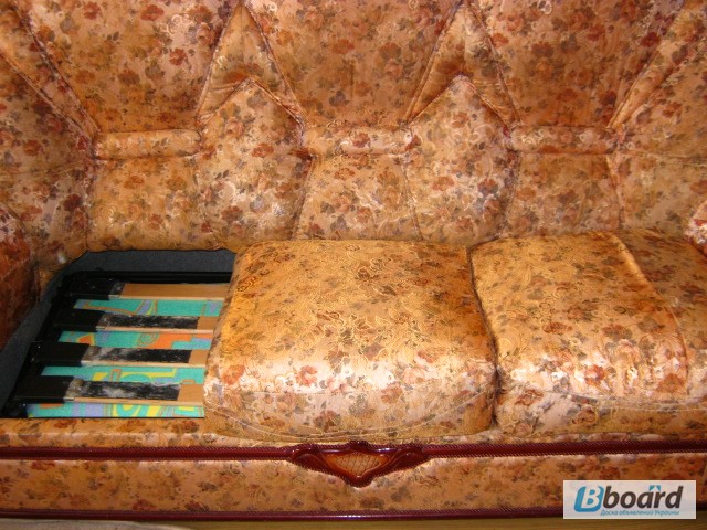 Фото 4. Диван- кровать и кресло