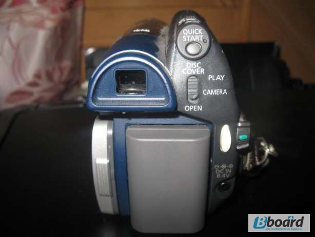 Фото 5. Видеокамера Canon DC 301