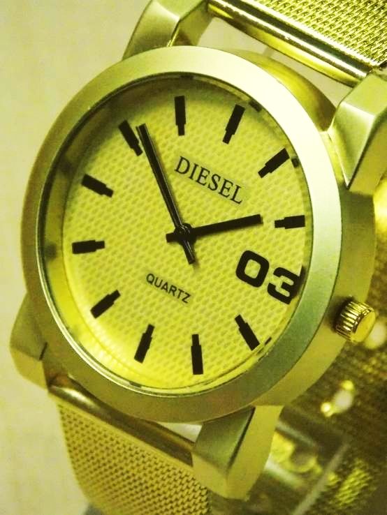 Фото 4. Часы наручные Diesel