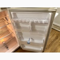 Холодильник Samsung RT30MB 60x60x157. No Frost. Свой. Состояние нового. Без вмятин, сколов