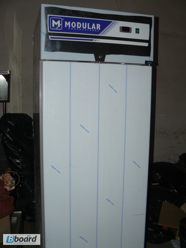 Фото 3. Продам холодильный шкаф(новый) Modular GNL 702 TN