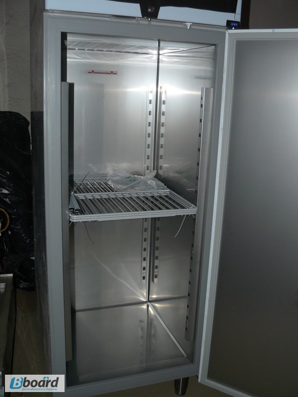 Фото 4. Продам холодильный шкаф(новый) Modular GNL 702 TN
