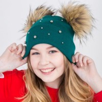 Вязанная шапка с меховыми помпонам - Микки Маус - для девочек на зиму