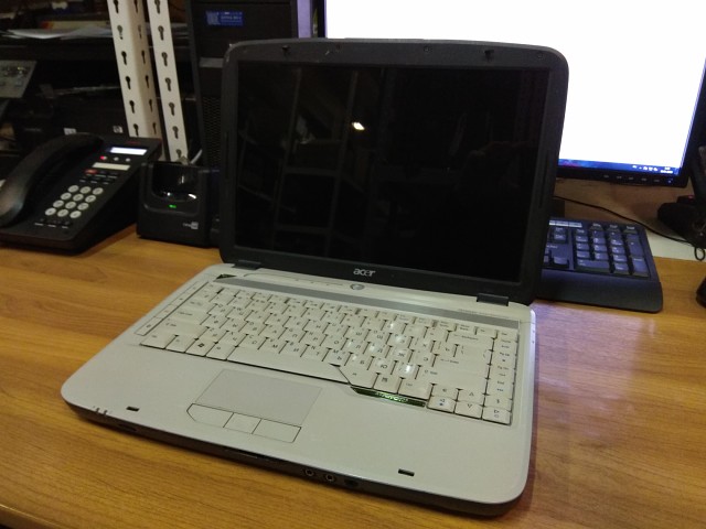 Фото 4. Двух ядерный офисный ноутбук Acer Aspire 4310 для работы