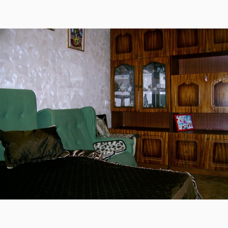 Фото 2. Сдам Комнату посуточно и помесячно в районе Печерской площади в 2-х комнатной квартире