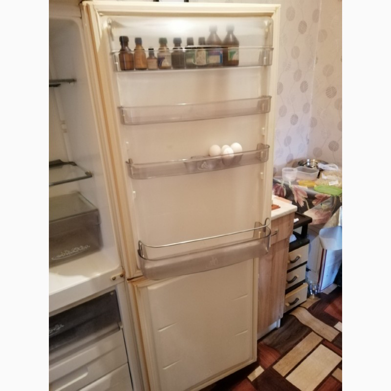 Фото 4. Продам холодильник фирмы Snaige